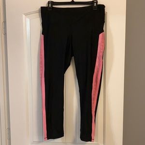 SOLD- Under Armour Leggings